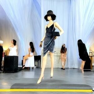 NWT Women’s Mini Dress WYLDR CONCESSION Grey Velvet Front Wrap Body-con Dress